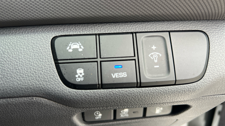 Hyundai IONIQ 88kW Electric Premium 28kWh 5dr Auto Electric Hatchback